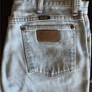 Wrangler Men’s Classic Light Blue Jeans Size 33 x 30